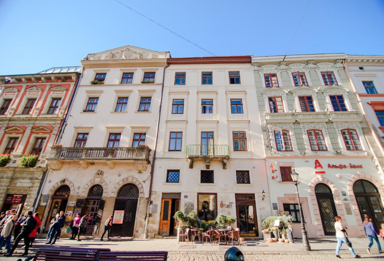 Myaparts R1 Lviv Buitenkant foto